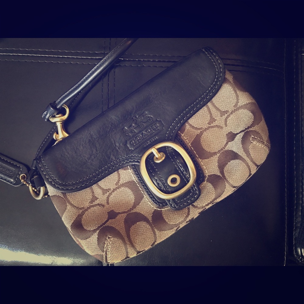 Authentic Coach Wristlet!